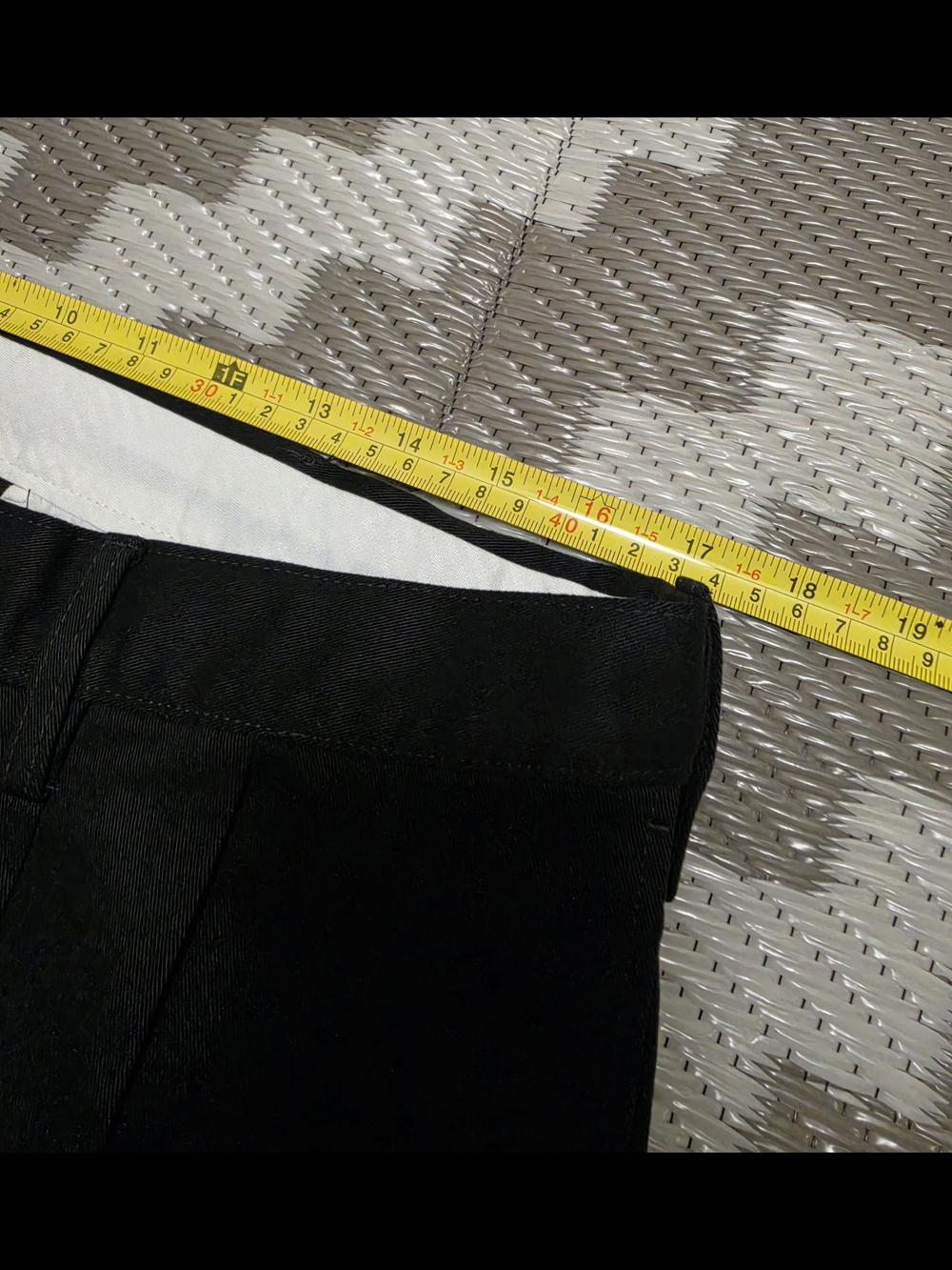 Lands' End Men's Black Pleated Chino Pants - Size 34 Traditional Fit - Picture 6 of 8